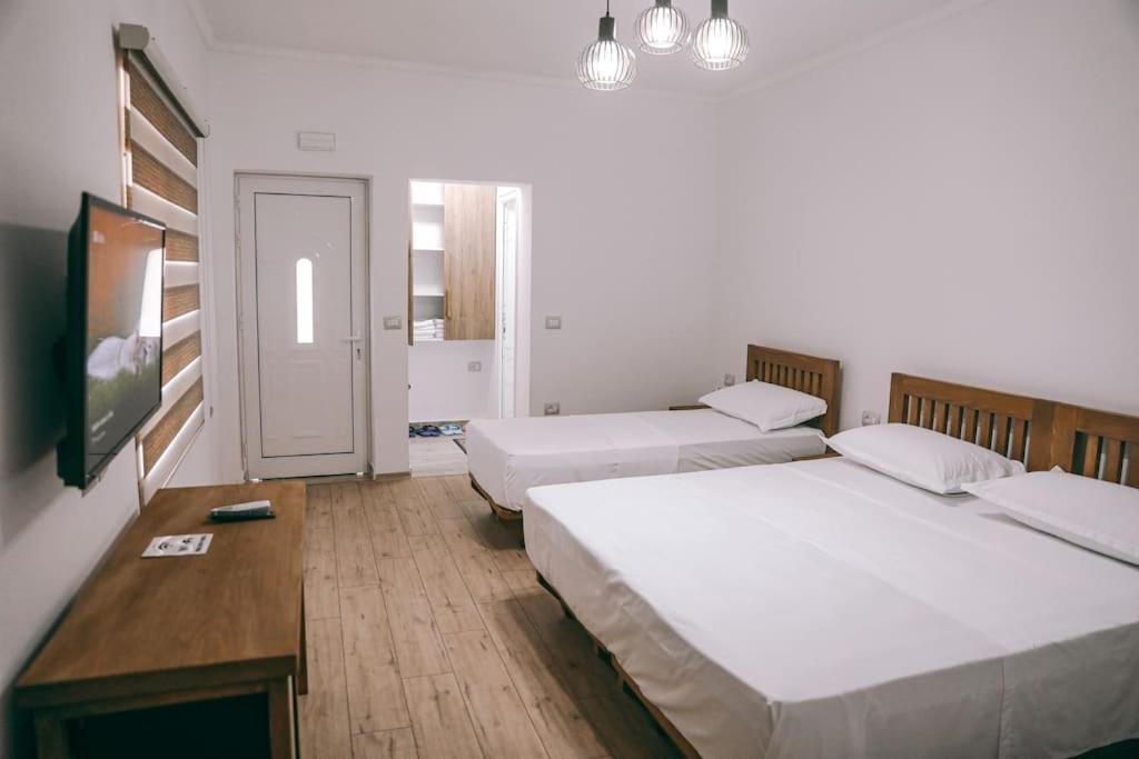 Cereni Guesthouse Berat Exterior photo